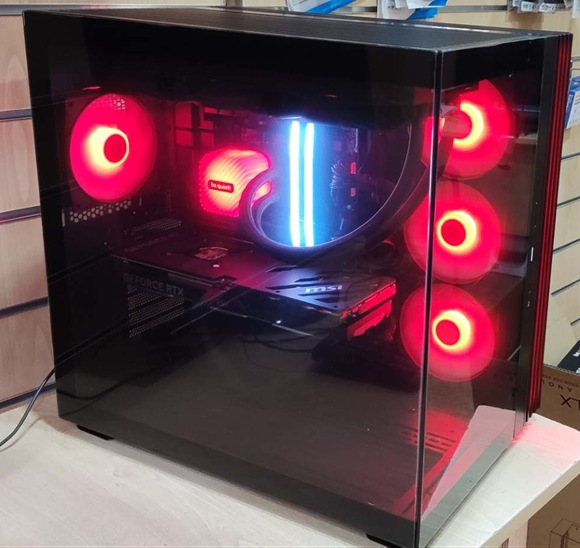 caja antec 600 con leds