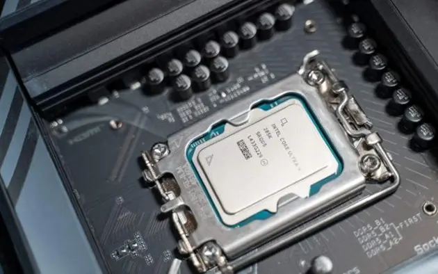 intel core ultra socket thumb jpg