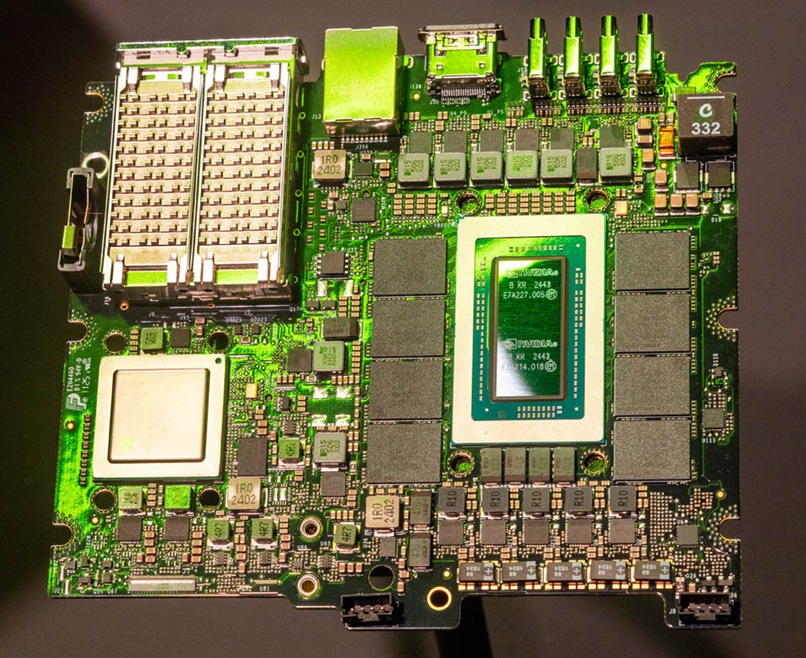 NVIDIA GB10 placa base