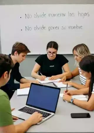 es facil olvidar poner el nombre de un trabajo